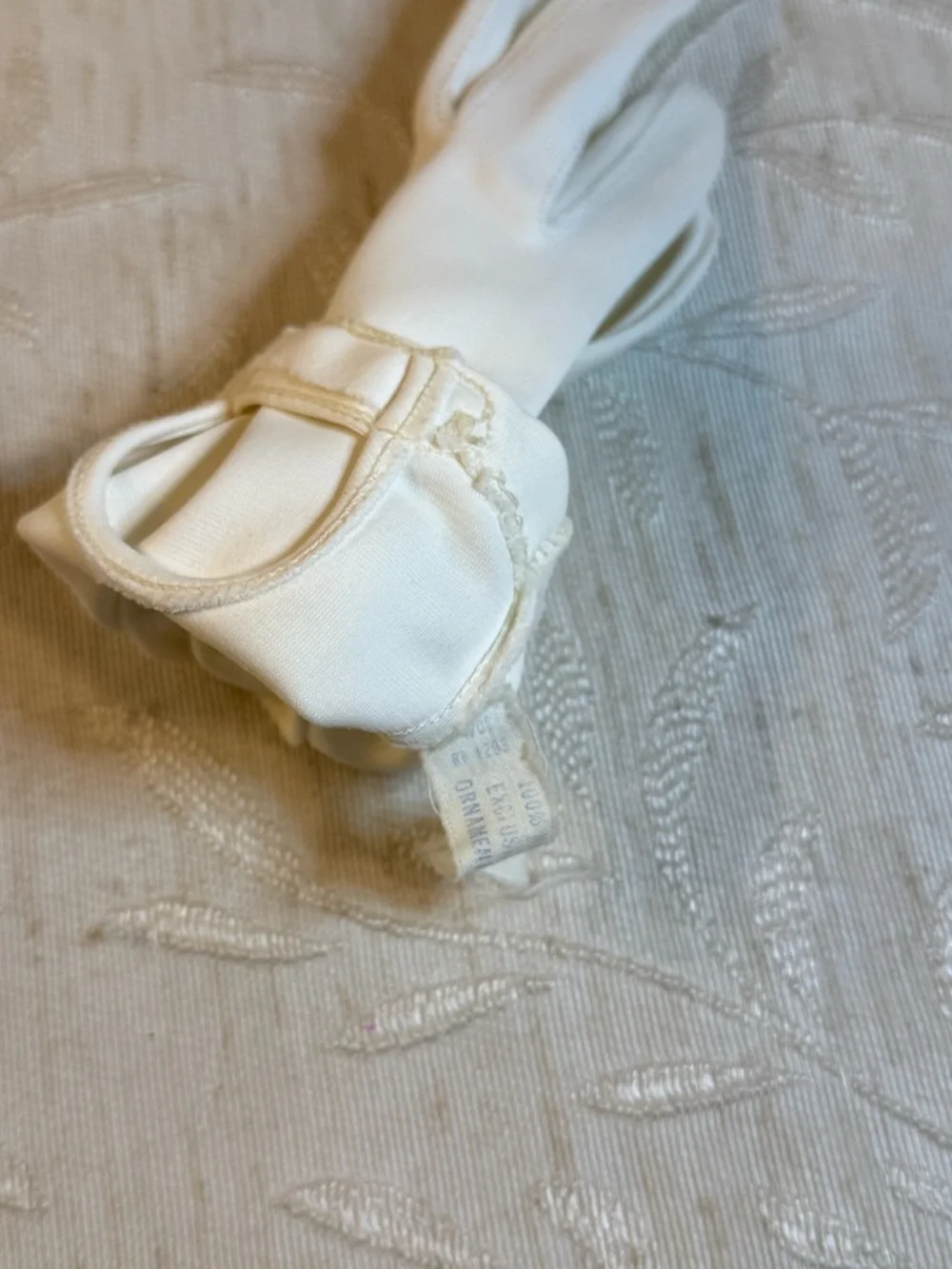 1950s Mojud Nylon Wrist Length Gloves White Double Button Detail Retro Formal
